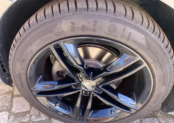 Skoda Superb cena 93000 przebieg: 110000, rok produkcji 2019 z Brzeg małe 154